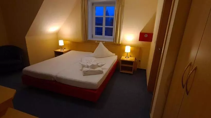 Hotelli Ephesus Am Weserwehr