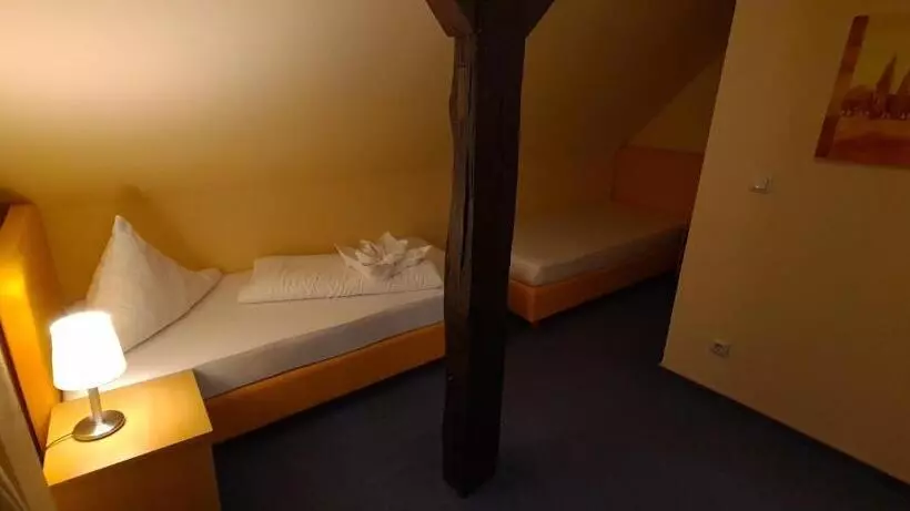 Hotelli Ephesus Am Weserwehr