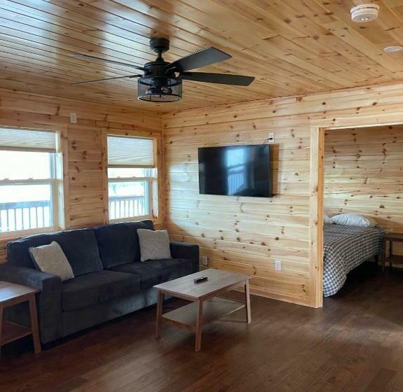 Отель Riverdale Resort