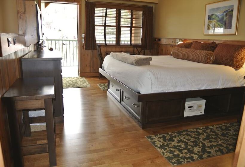 فندق The Green Bridge Inn