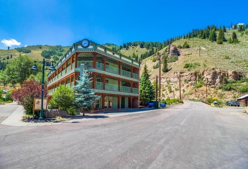 فندق The Green Bridge Inn