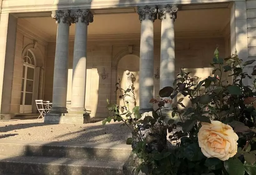 Majatalo Château Du Prieuré évecquemont