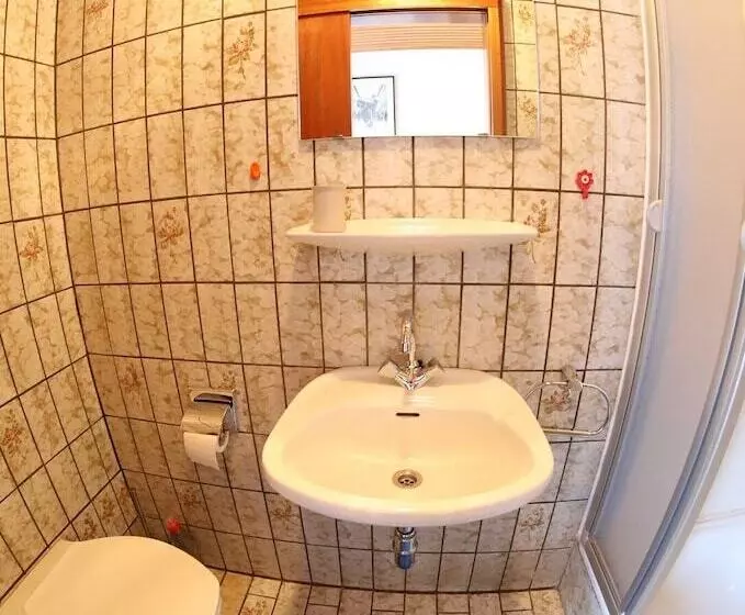 Majatalo Zum Burgkeller