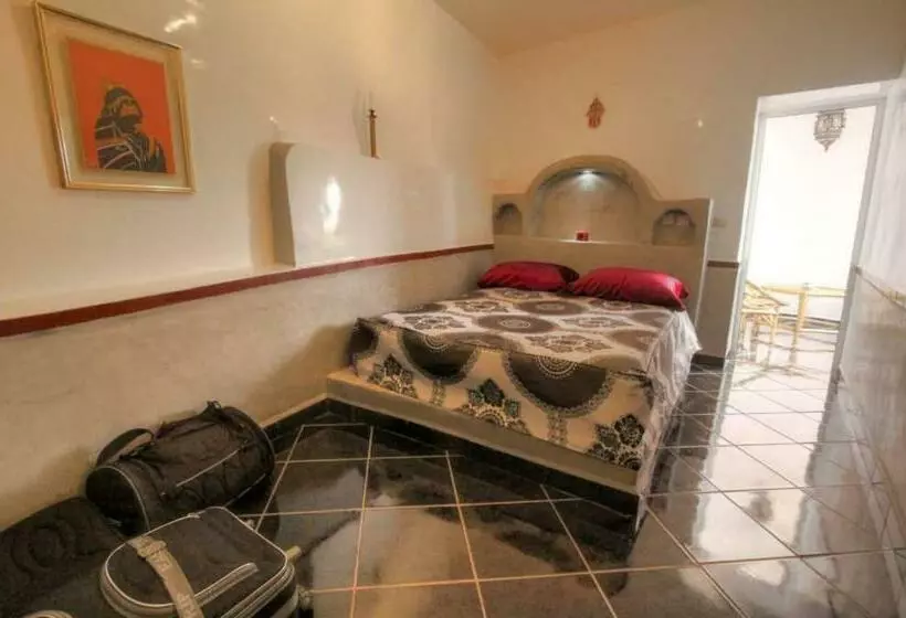 Retkeilymaja Jardin De La Source