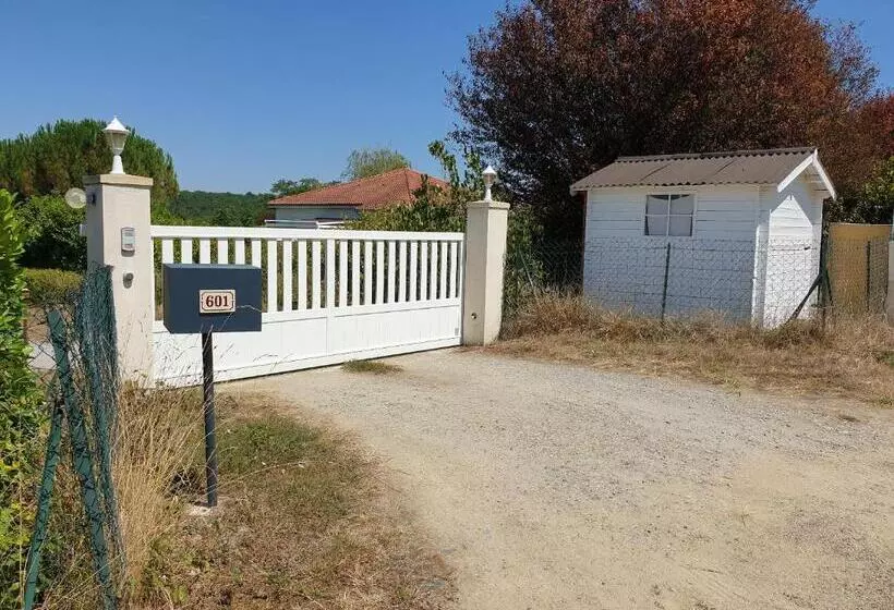 ベッドアンドブレックファースト Chambre D Hôtes à 10 Mn Au Sud D Auch