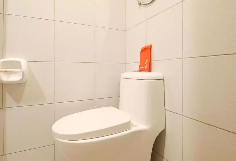 ホテル Reddoorz @ Catalina Pension House