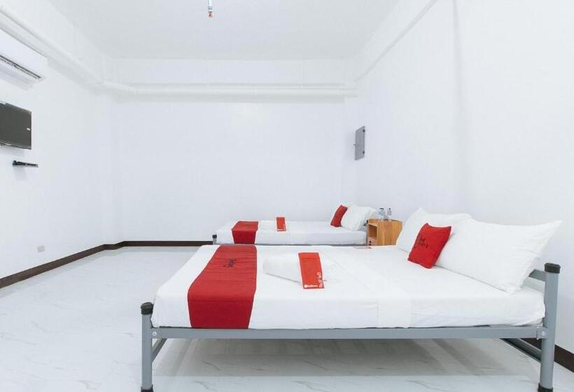 Hotel Reddoorz @ Catalina Pension House