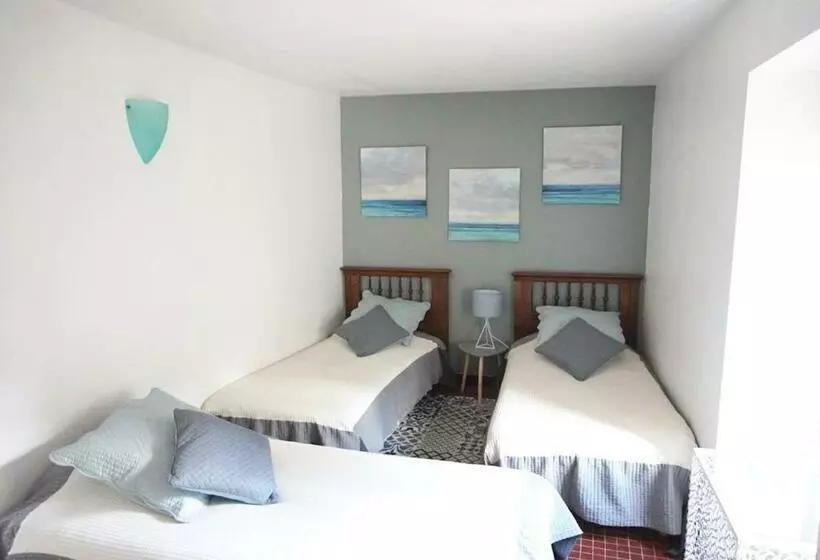 Majatalo Du Vignoble à L Atlantique   Château Cassemichère Gîte