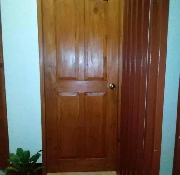 Majatalo Ellens Homestay