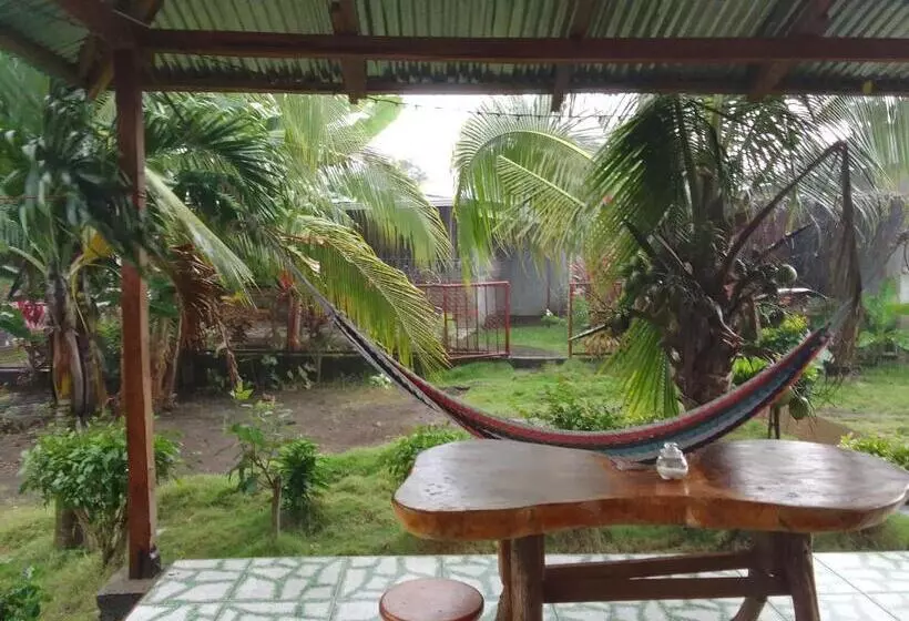 Majatalo Hostal Bullshark