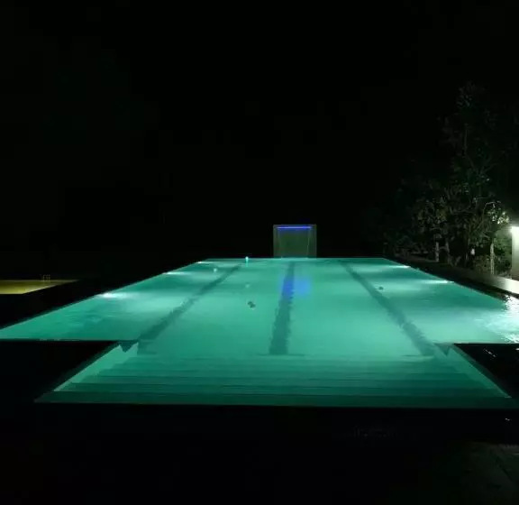 ペンション Neem Tree Villa