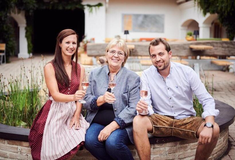 פנסיון Weingut Burger