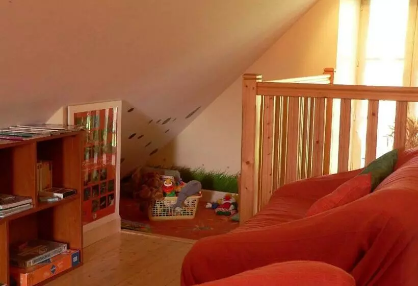 ベッドアンドブレックファースト Maison D Hôtes La Nichée