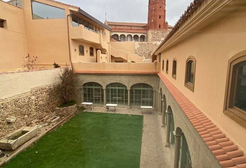 Hospedium Hotel La Lozana