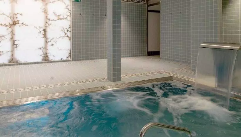 Hospedium Hotel La Lozana