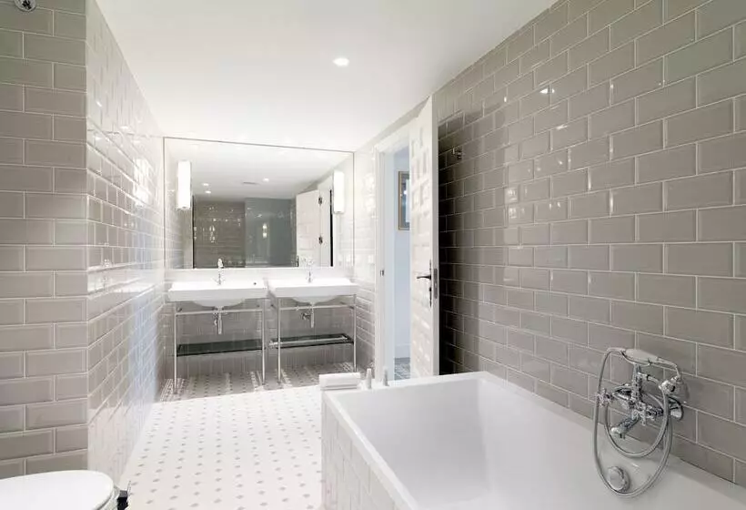 Hospedium Hotel La Lozana