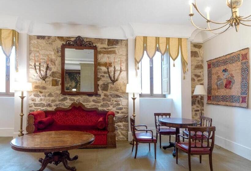 Hospedium Hotel La Lozana