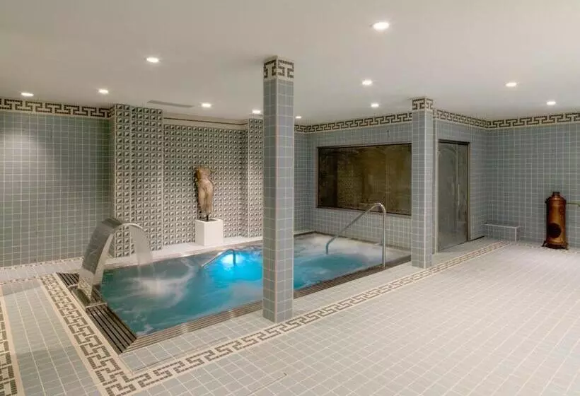 Hospedium Hotel La Lozana