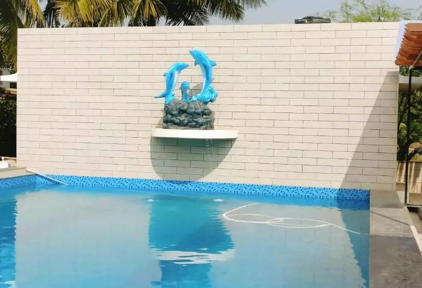 Hotelli Dolphin Rooms