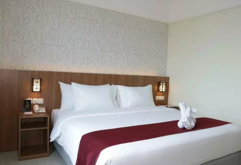 ホテル Horison Sentani