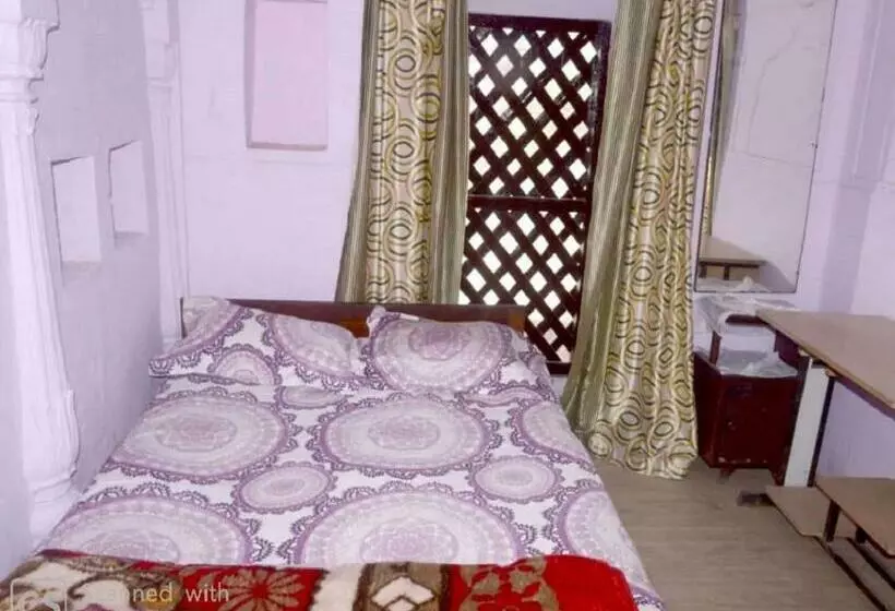 ホテル Sri Vinayak Paying Guest House, Prayagraj