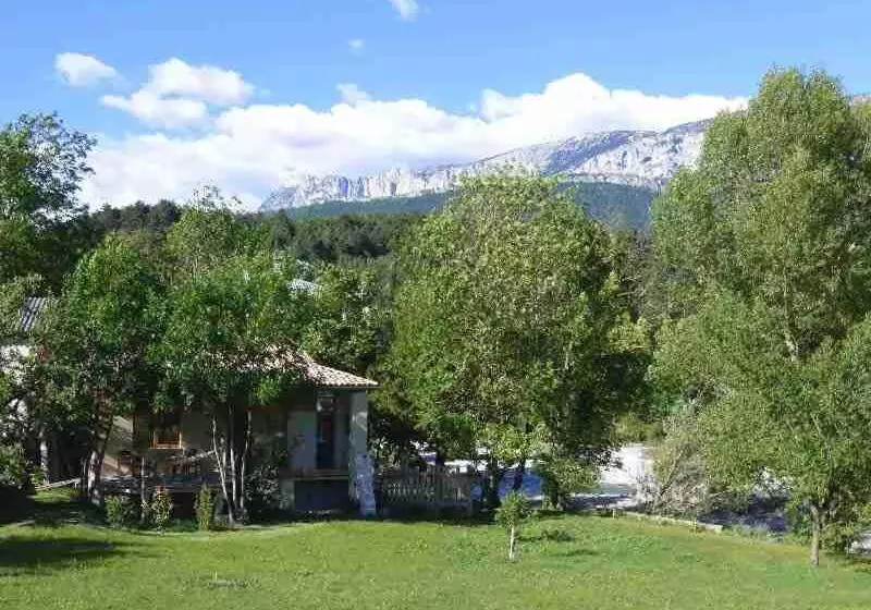 Majatalo Moulin De Solaure