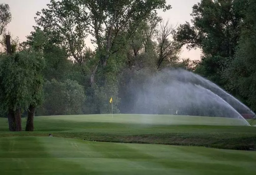 Majatalo Tri Duby Golf Apartments