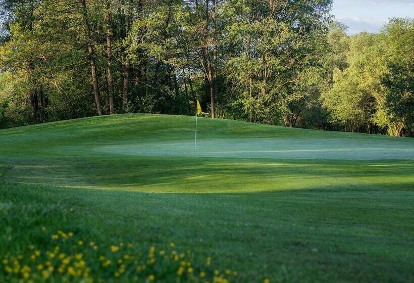 ペンション Tri Duby Golf Apartments