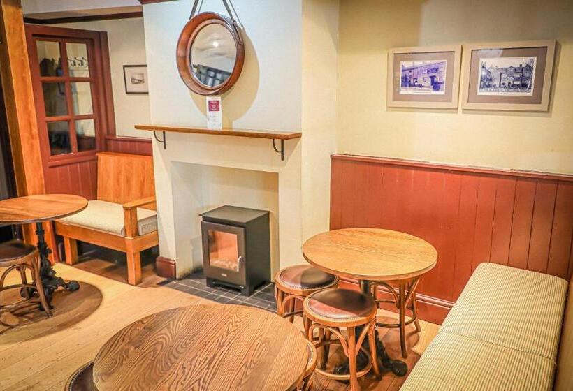 Общежитие Hope And Anchor