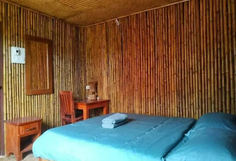 Hotelli Nana Bungalows