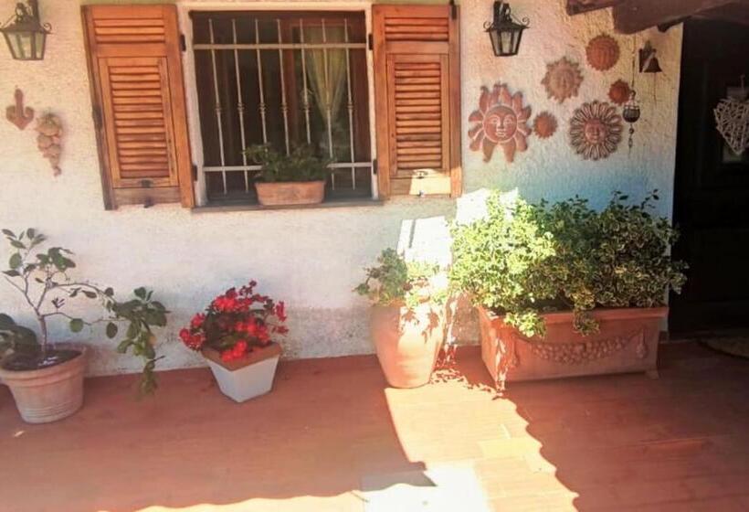 بنسيون La Casa Del Sole