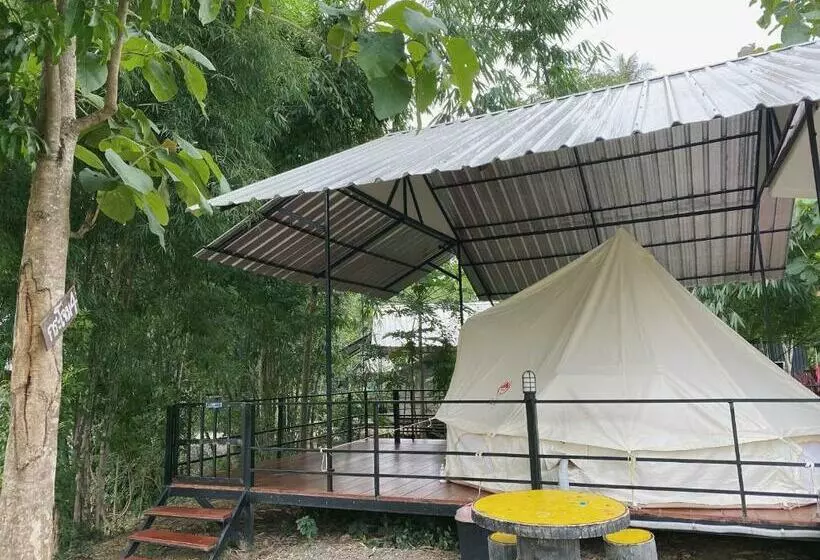 Majatalo Np โฮมสเตย์ นอนเต็นท์ติดแอร์