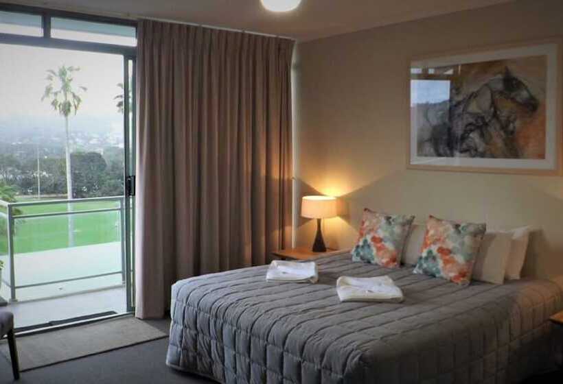 Avoca Palms Resort Apartments