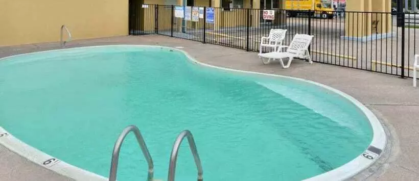 酒店 Americas Best Value Inn Schulenburg