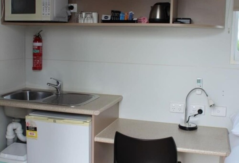 Отель Discovery Parks   Bunbury Village