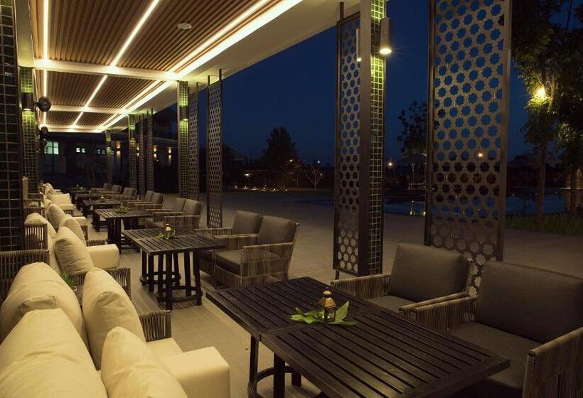 هتل Emerald Palace