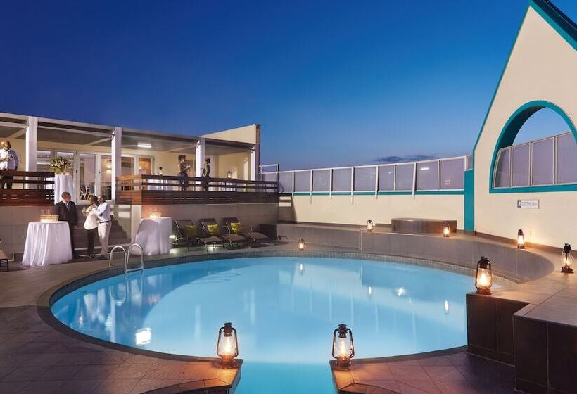 בית מלון כפרי First Group The Palace Allsuite