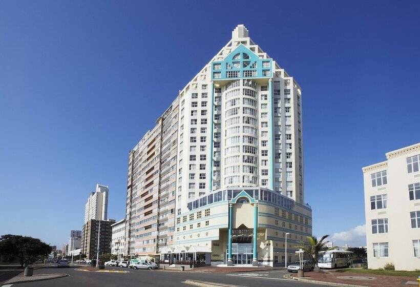 בית מלון כפרי First Group The Palace Allsuite