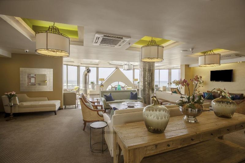 בית מלון כפרי First Group The Palace Allsuite