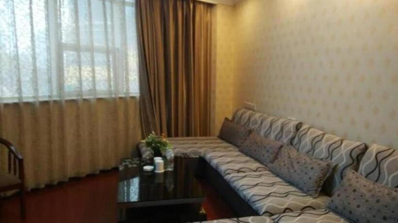 Отель Greentree Inn Heze Railway Station