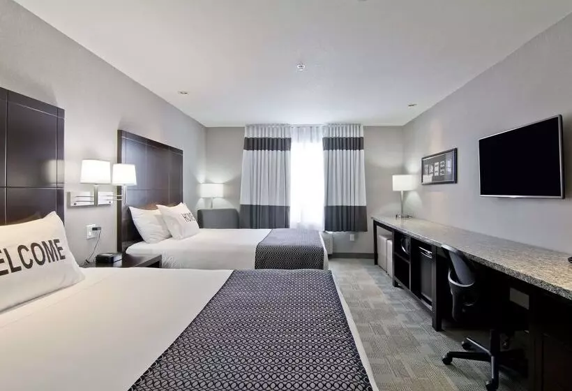 酒店 Home Inn & Suites Regina Airport
