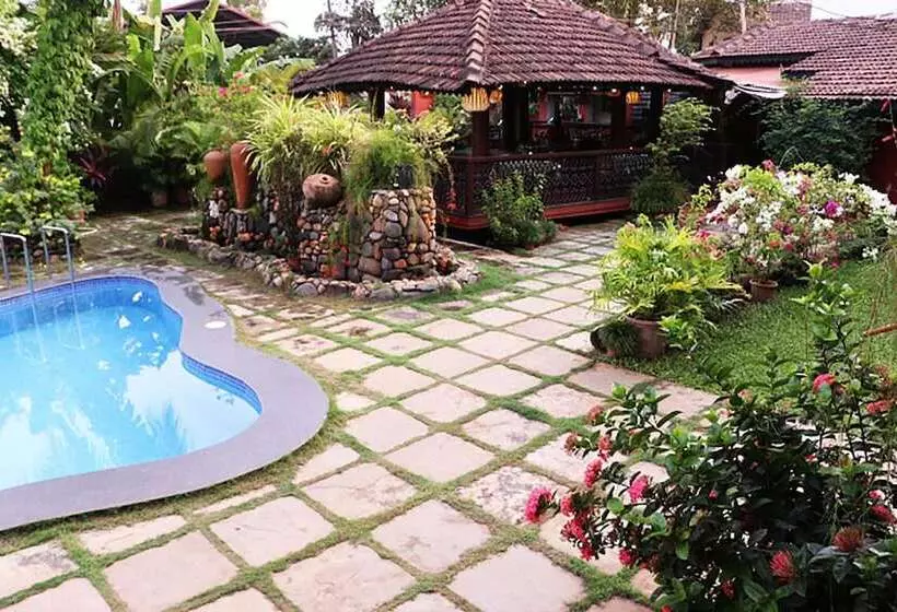 Hôtel Kingstork Beach Resort