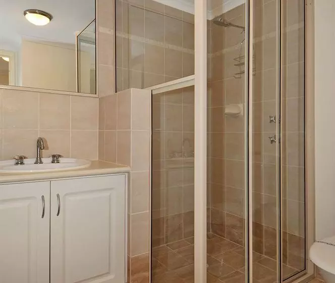 Отель Lakeside Apartments And River Resort Villas