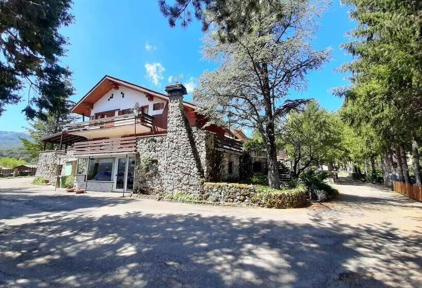 בית מלון כפרי Orso Bianco