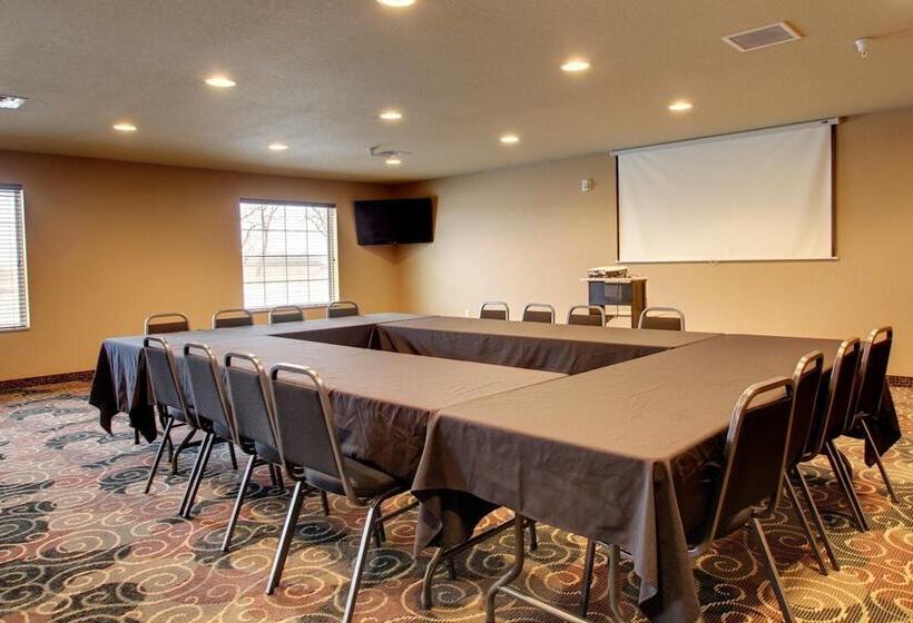 فندق Stanton Inn And Suites