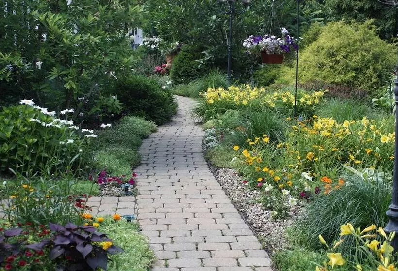 בית מלון כפרי The Mount Vernon Inn