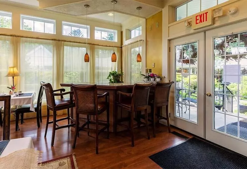 בית מלון כפרי The Mount Vernon Inn