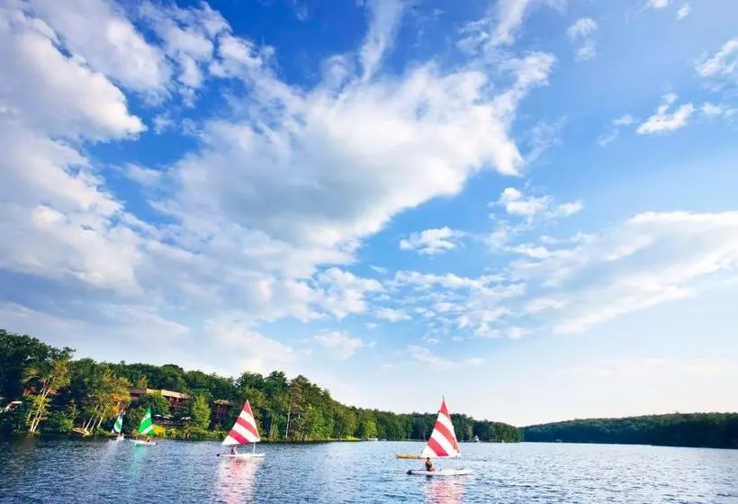 ホテル Woodloch Pines Resort