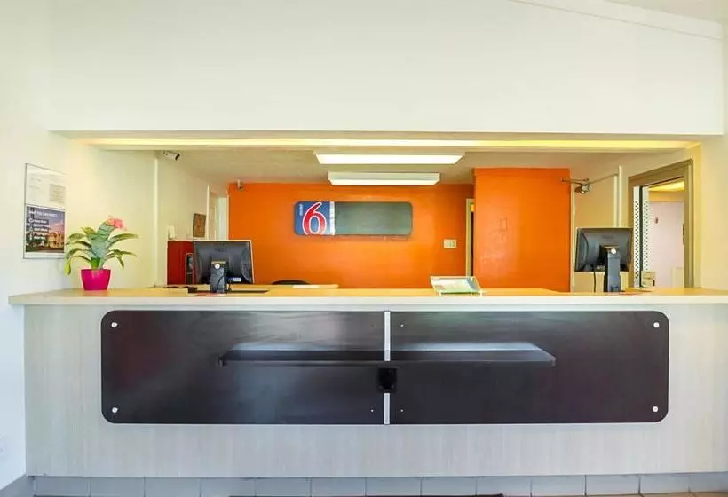 Motel 6 Bloomington Indiana University