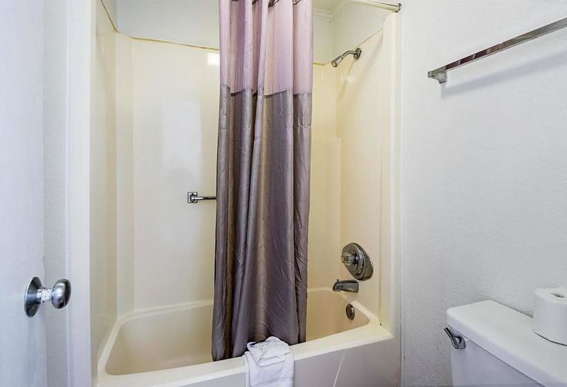 Motel 6 Bloomington Indiana University